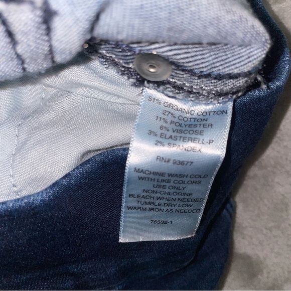 Liz Claiborne Jean Shorts with Elastic Waistband Size 4 - Picture 4 of 7